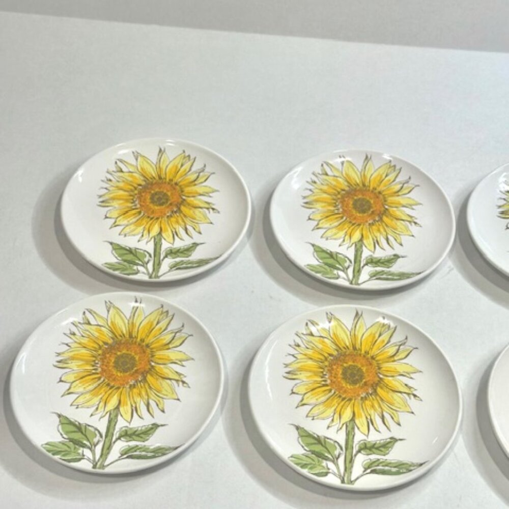 Signature Hoursewares Stoneware Plate Set of 6 W/ Metal Caddy Sunflower Design - Picture 7 of 14
